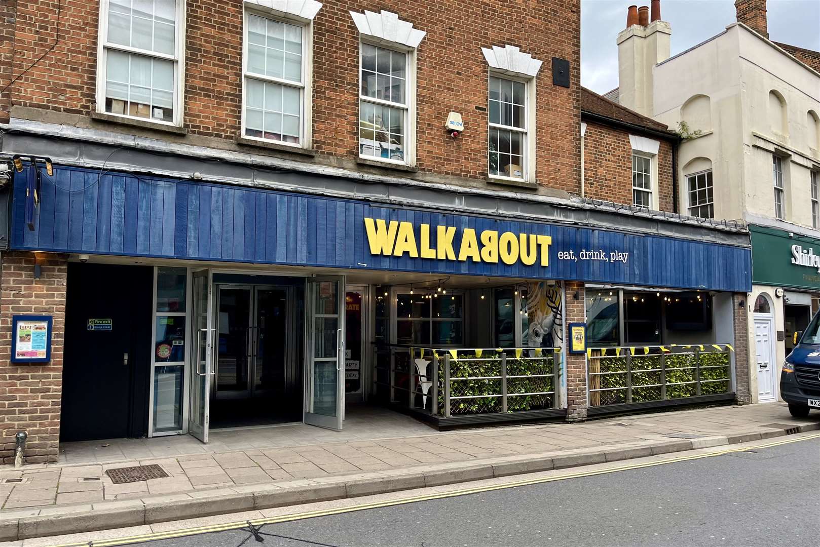 Walkabout listed as for sale for £1,100,00
