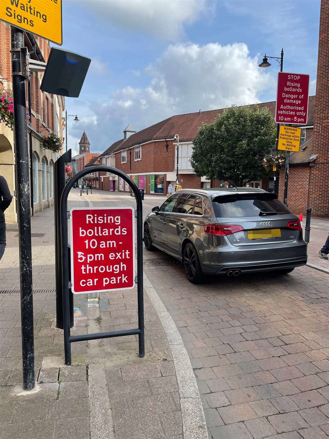 Audi A3 damaged by bollard in Bartholomew Street, Newbury