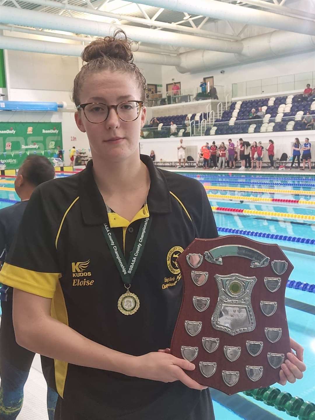 Eloise Wade with the H H V Wilkinson Trophy