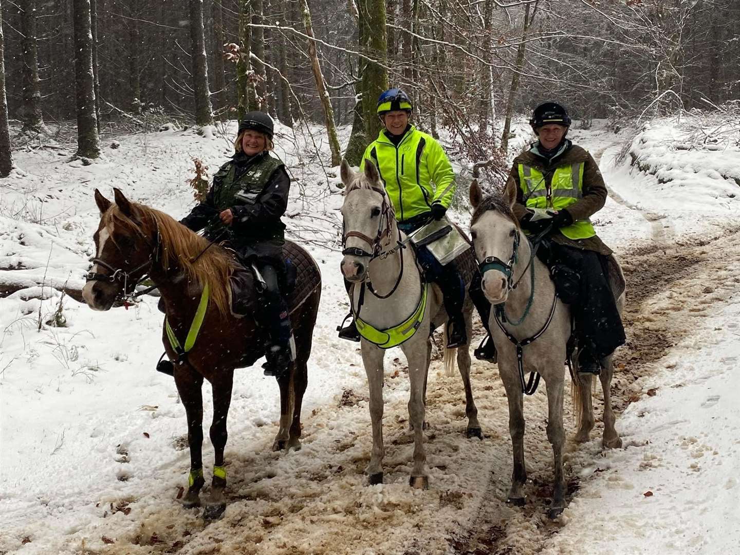 Kirsty Adams and her teammates at the Raid Centaure