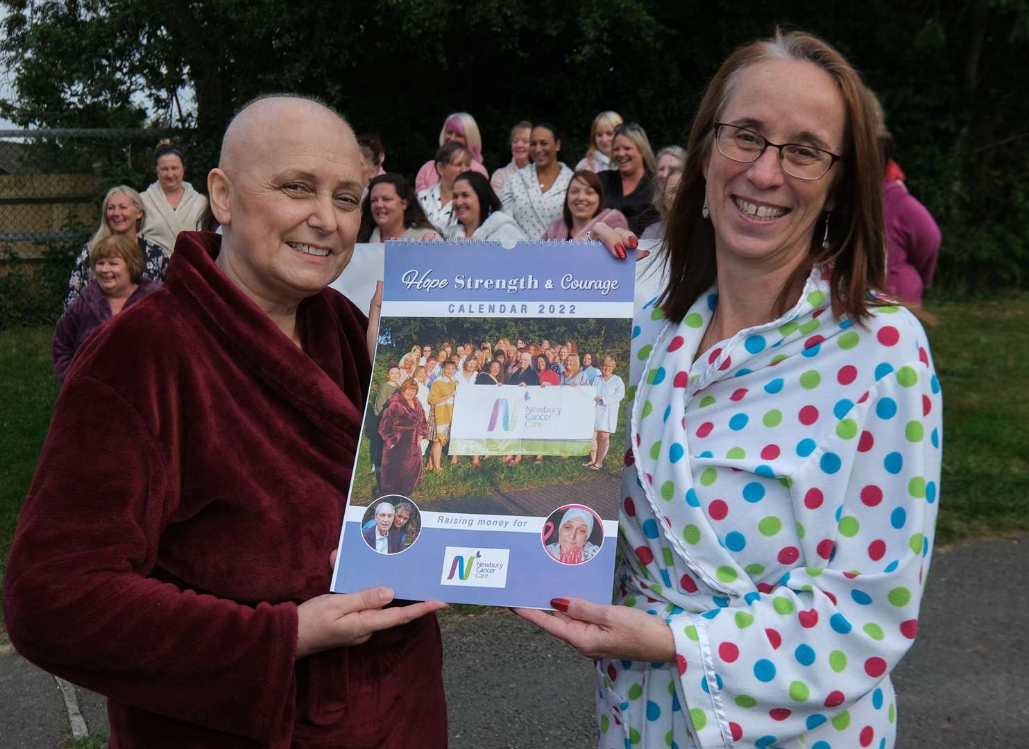 Karen de Monte and Sarah Carreck with their calendar.