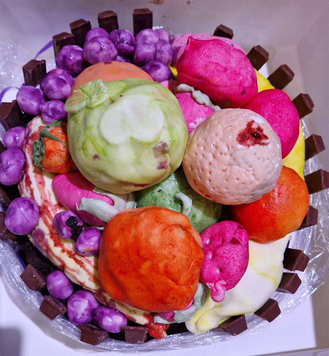 Newbury College’s illusion cake