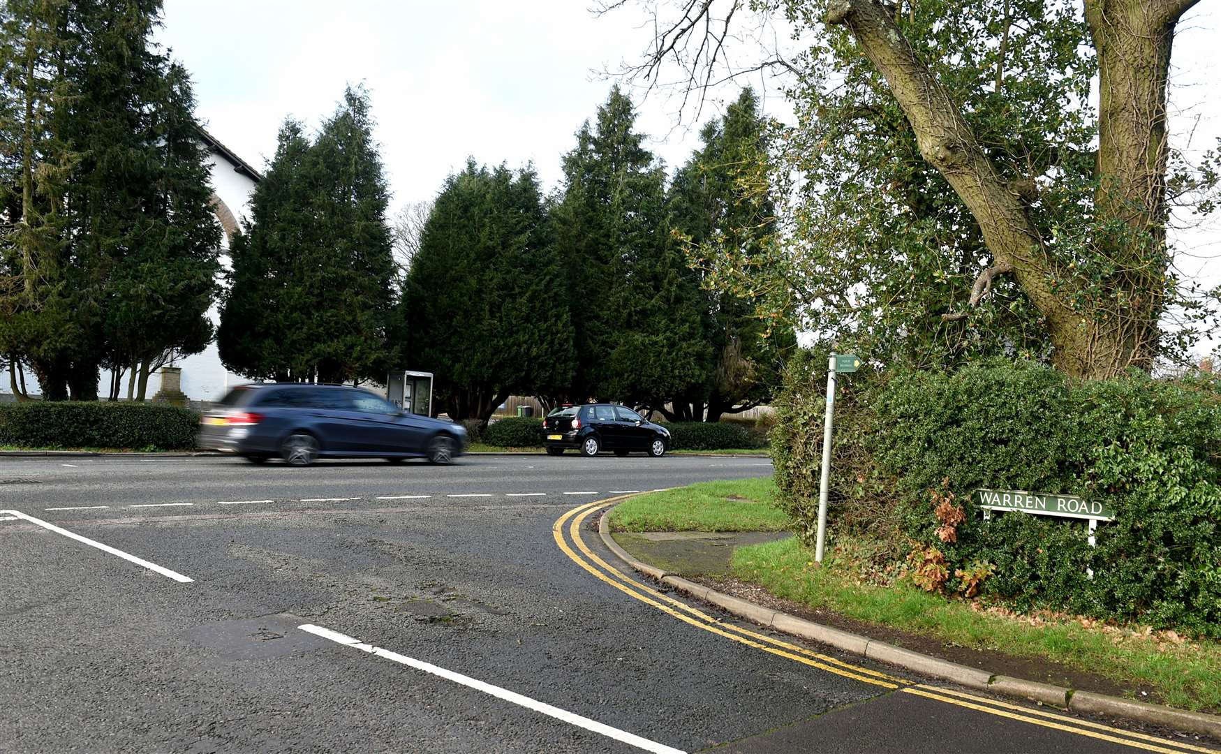 Warren Road Junction onto Andover Road
