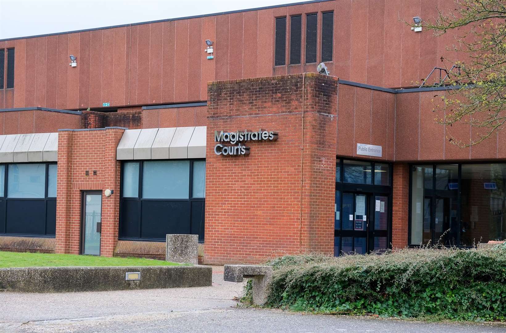 Reading Magistrates Courts
