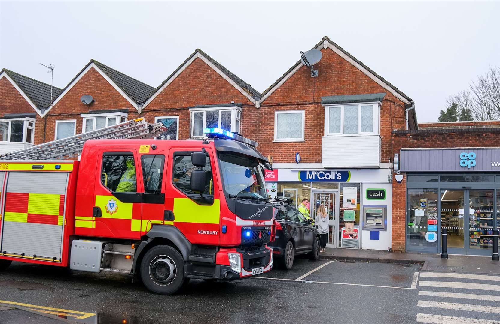The scence outside McColl's in Wash Common this morning. Ref: 01-1721.