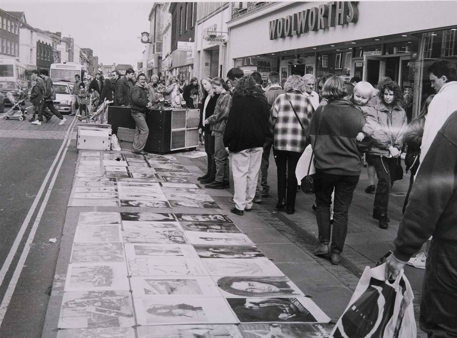 Pedestrians and traffic mingle with street art in Northbrook Street in 1994