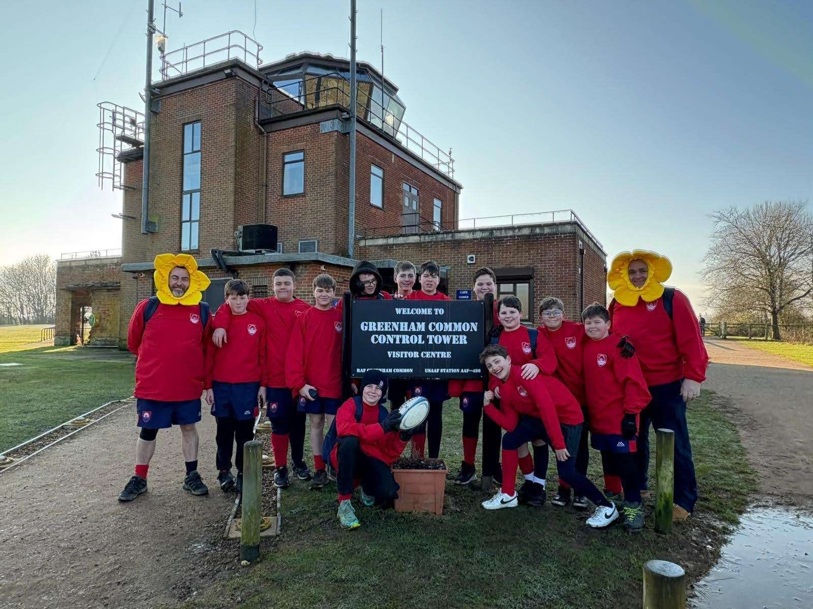 Thatcham RFC's youngsters raised over a grand for their tour