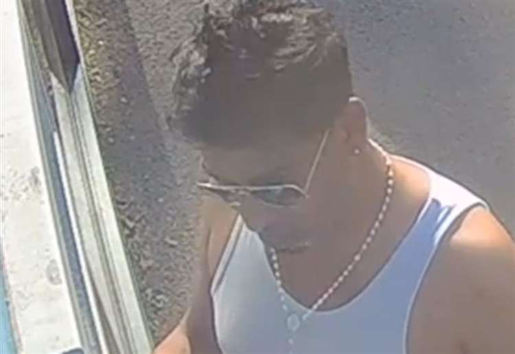 Card skimming at supermarket cashpoint in West Berkshire