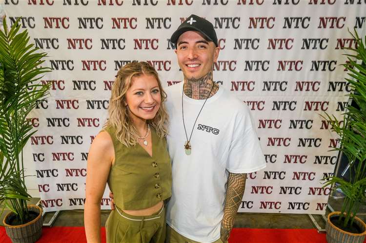 Acclaimed Tattoo Convention Receives High Praise as Artists and Enthusiasts Gather in Newbury 1 Tattoo convention -