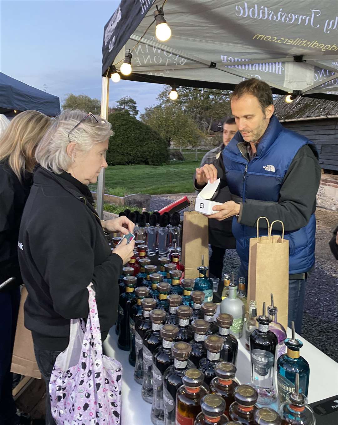 Hampstead Norreys Candlelit Market. Credit: Barbara Kilpatrick