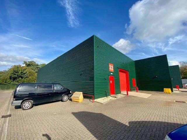 Light industrial units at Riverpark, Ampere Road, Newbury
