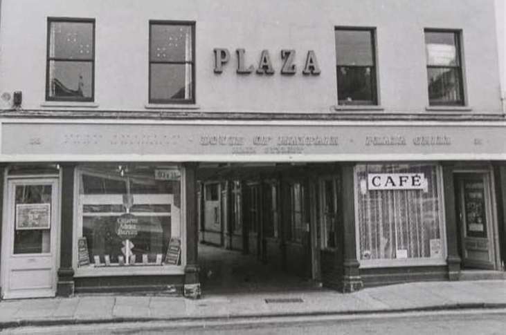 The old Plaza