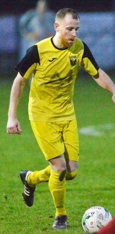 Dan Vickers- netted for Tadley