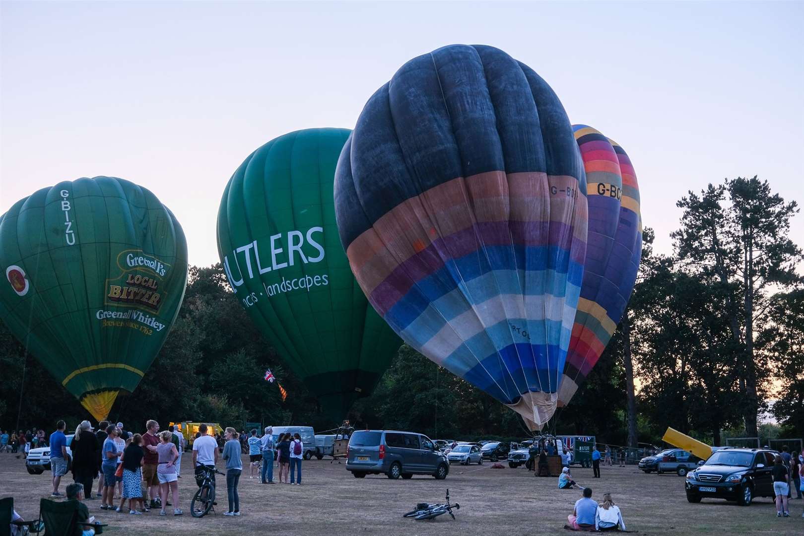 Streatley Recreation Ground - Hot air balloons. (58522762)
