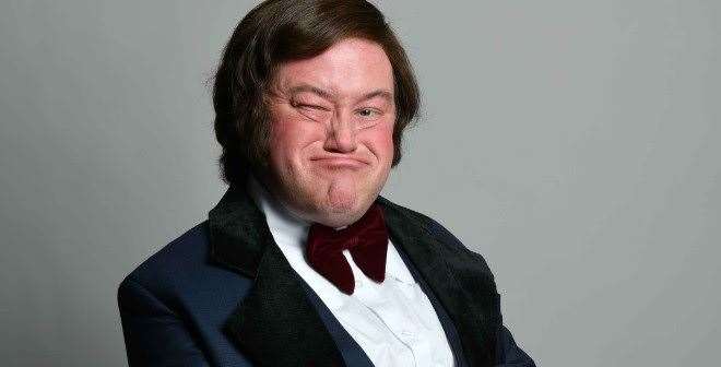 Jon Culshaw as Les Dawson