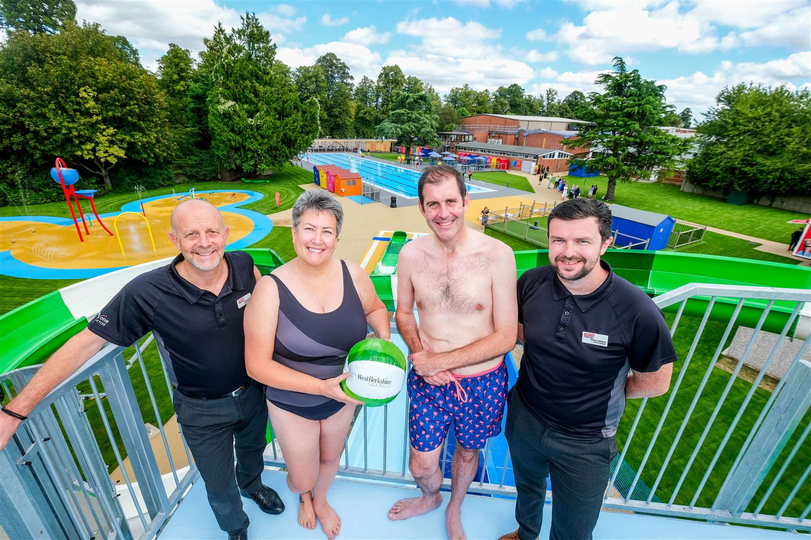 Executive member for leisure Janine Lewis and leader of West Berkshire Council, Lee Dillon, officially open the lido
