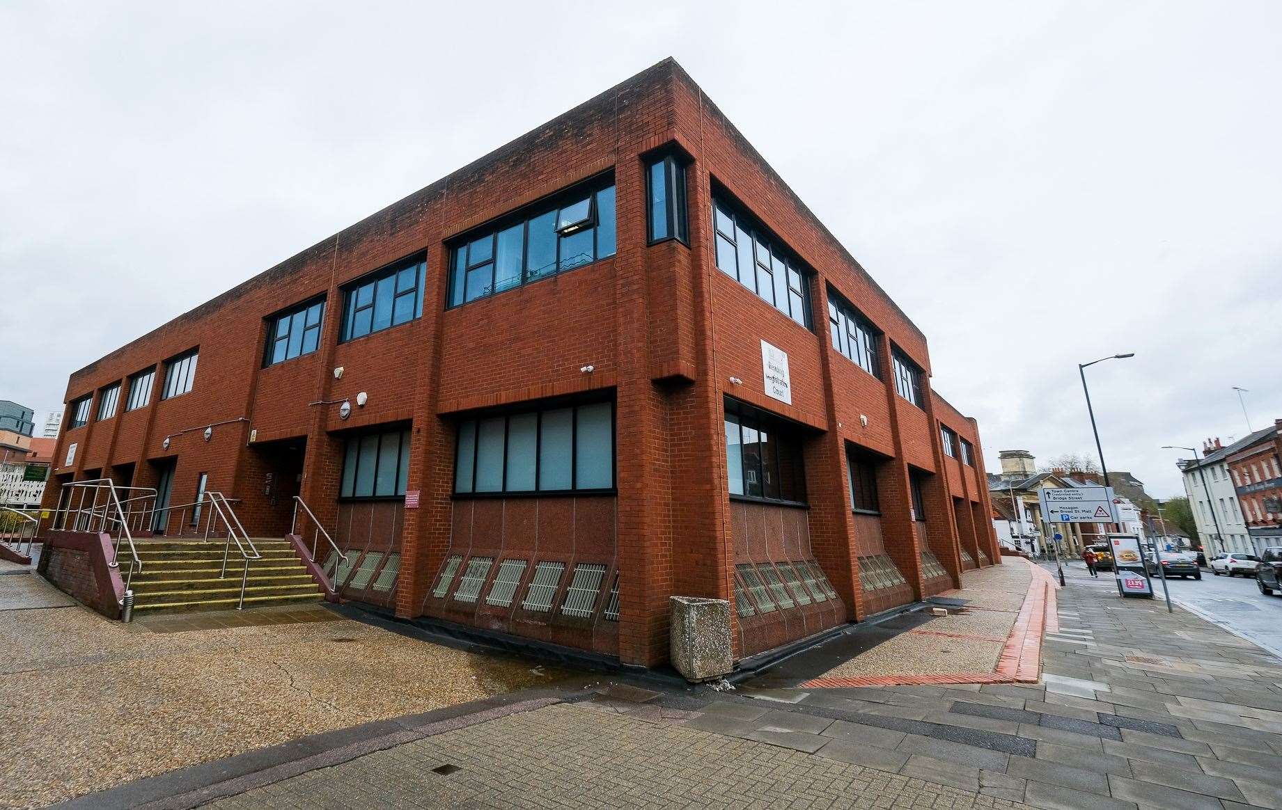 Reading Magistrates Courts