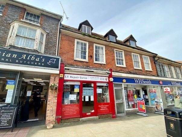 8 High Street, Hungerford