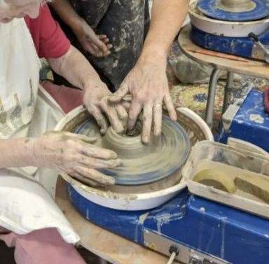 Throwing a pot