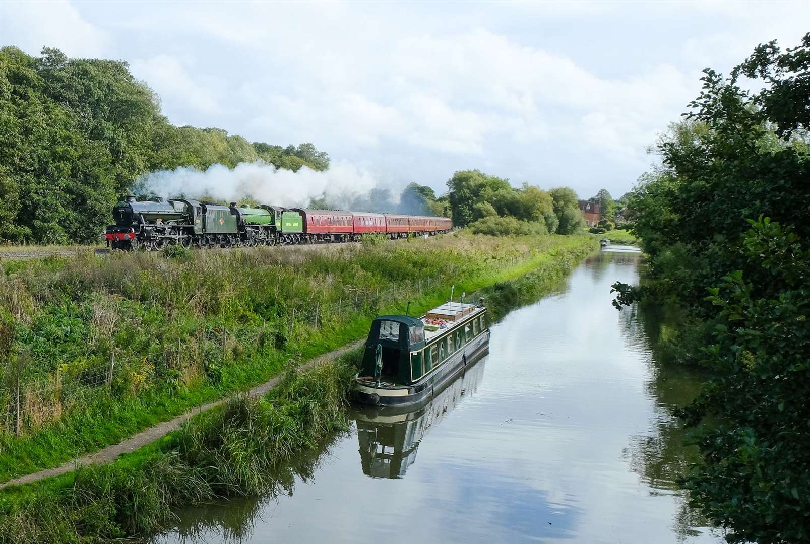 Steam Train going towards Kintbury on Tuesday