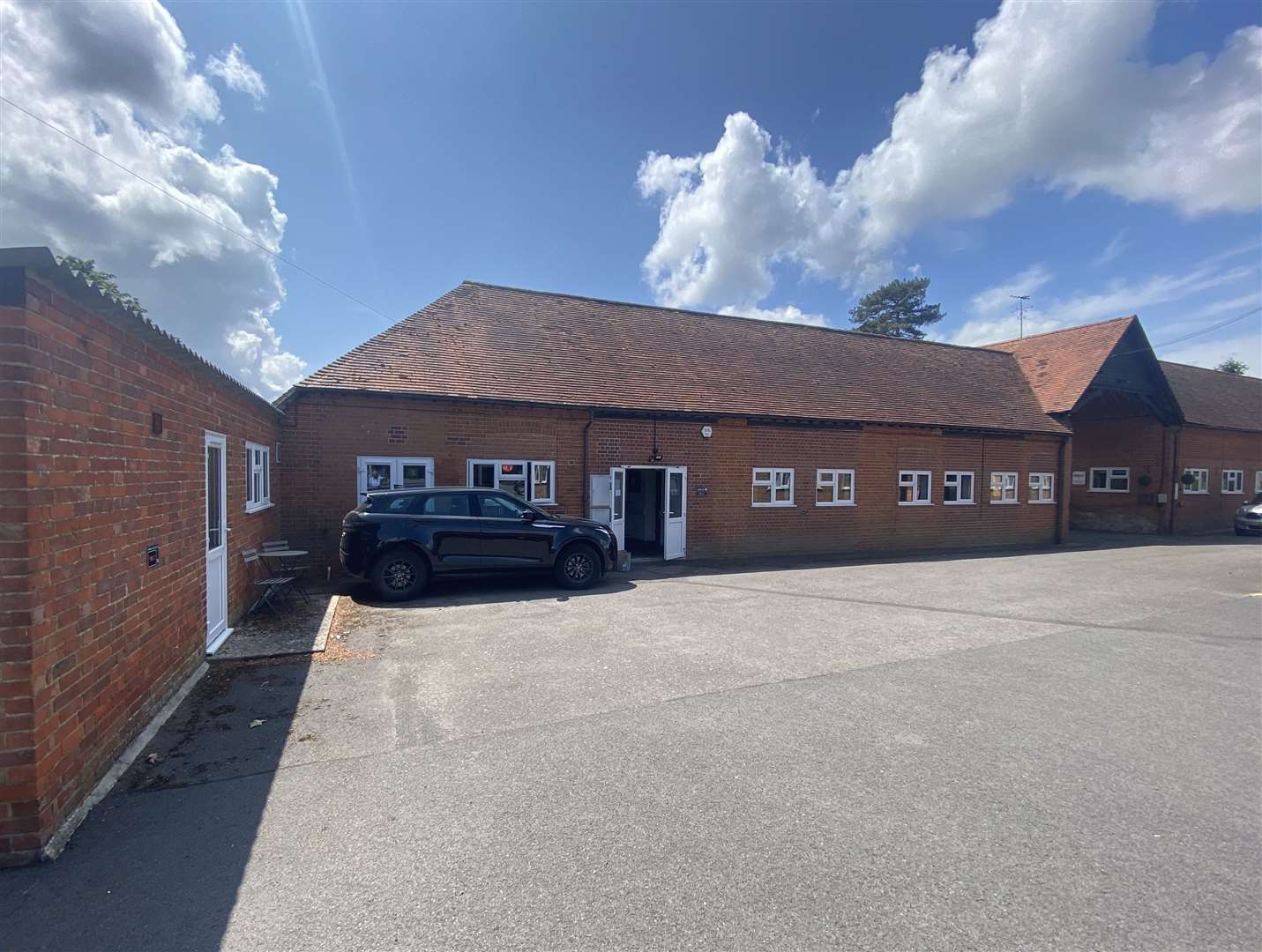 8 Frilsham Home Farm, Yattendon