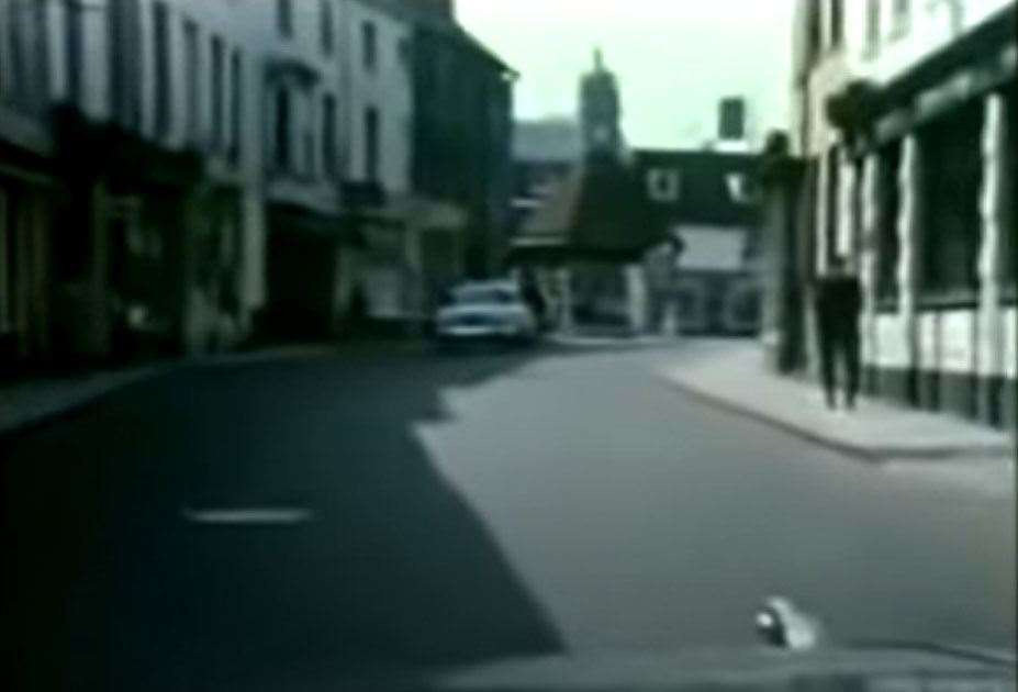 Newbury: Jaguar MK2 drive from London to Bath in 1963