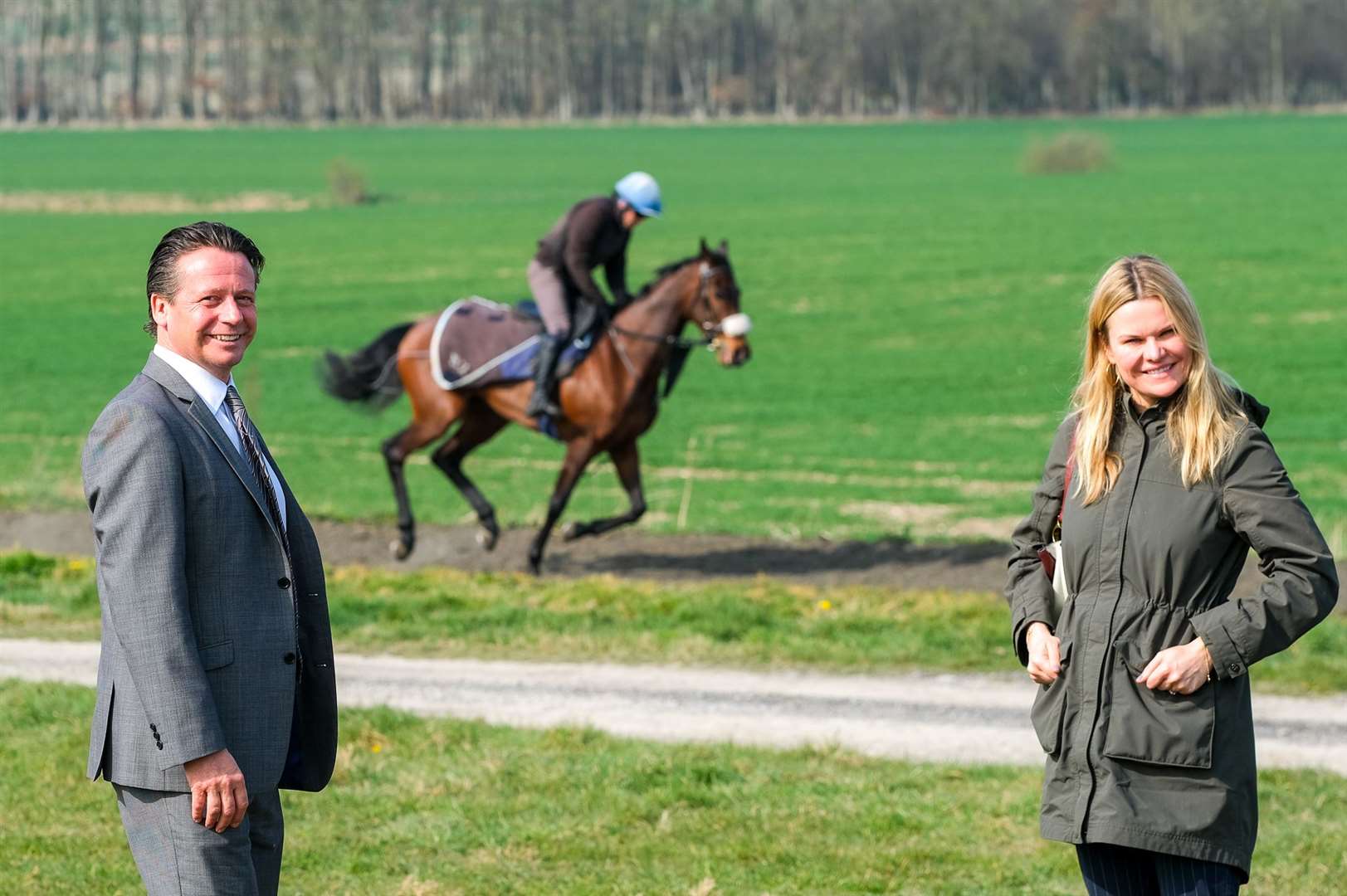 Sports Minister Nigel Huddleston visits Nicky Hendersons Yard in Lambourn with Laura Farris (55921392)
