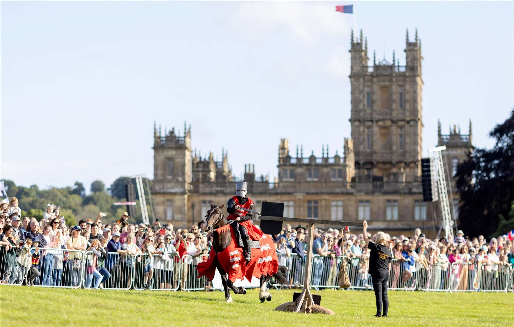 Cavlary through the ages at Highclere Castle Battle Proms med res