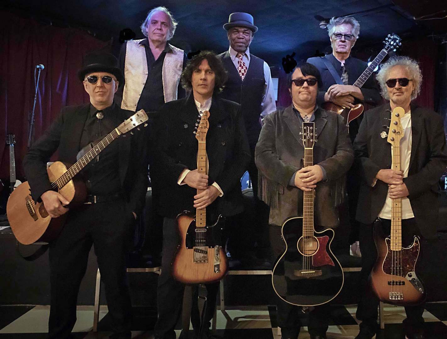 did the travelling wilburys ever play live