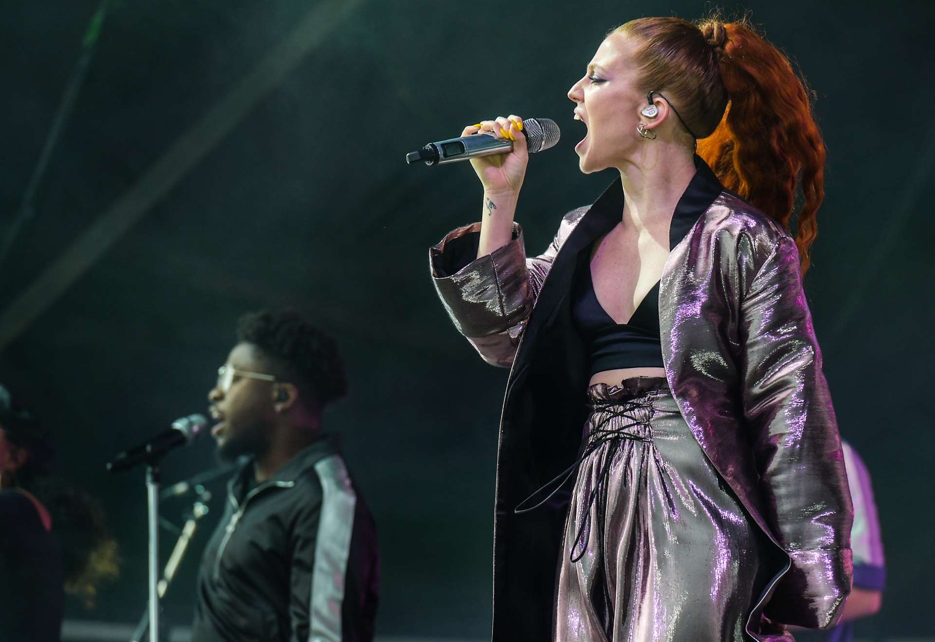 Singing on! Jess Glynne at Newbury Racecourse on Saturday evening