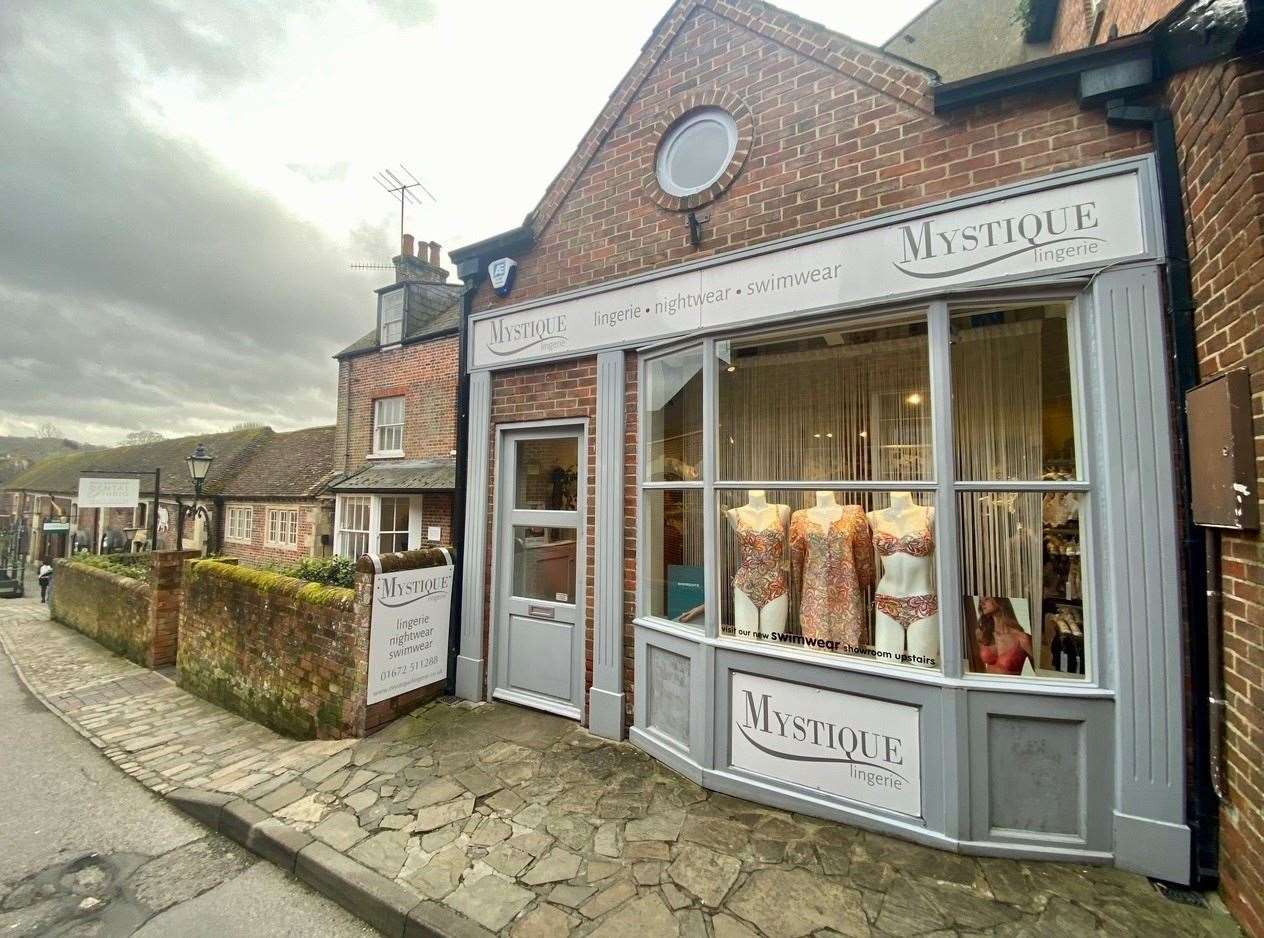 21a High Street, Marlborough