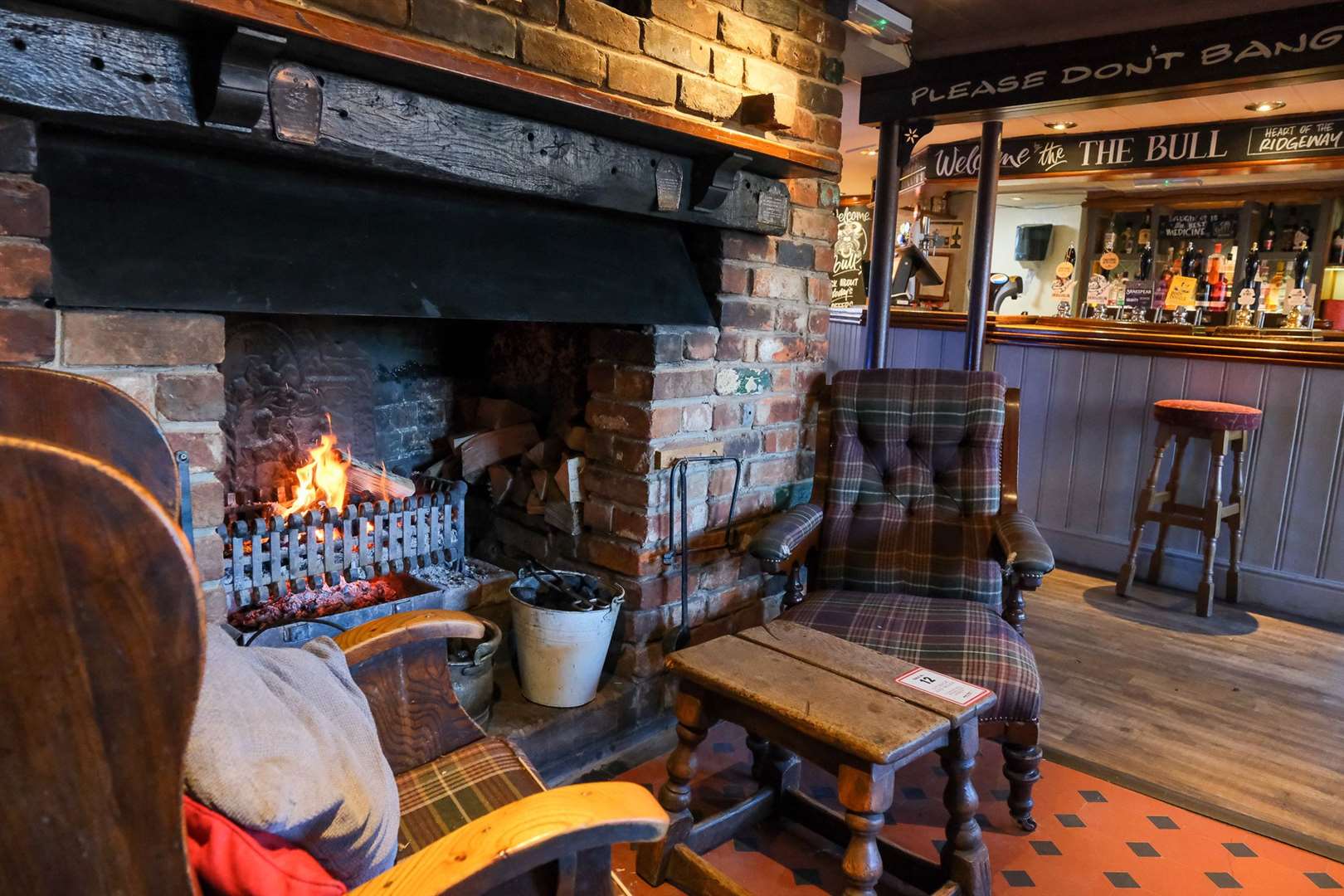 Cosy inside The Bull at Streatley - but a chilling tale out in the beer garden Ref: 02-0222