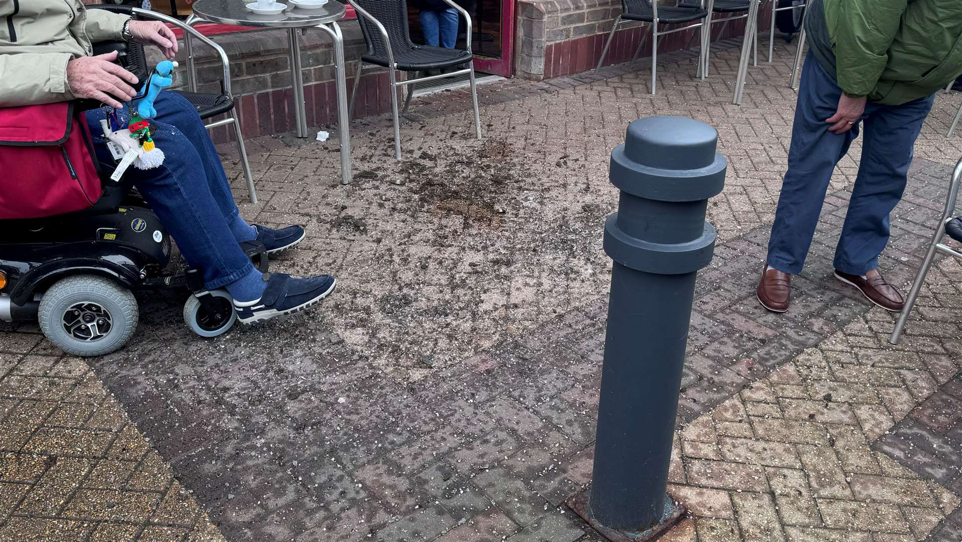 The area where the glass fell, picture: Amy Jury