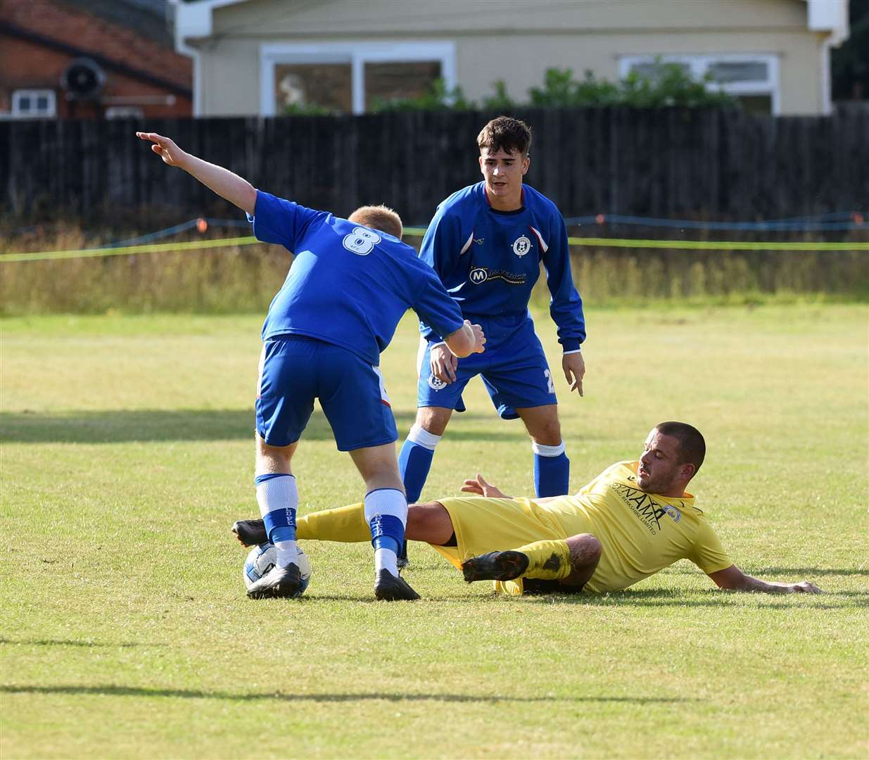 Mortimer and Burghfield in action