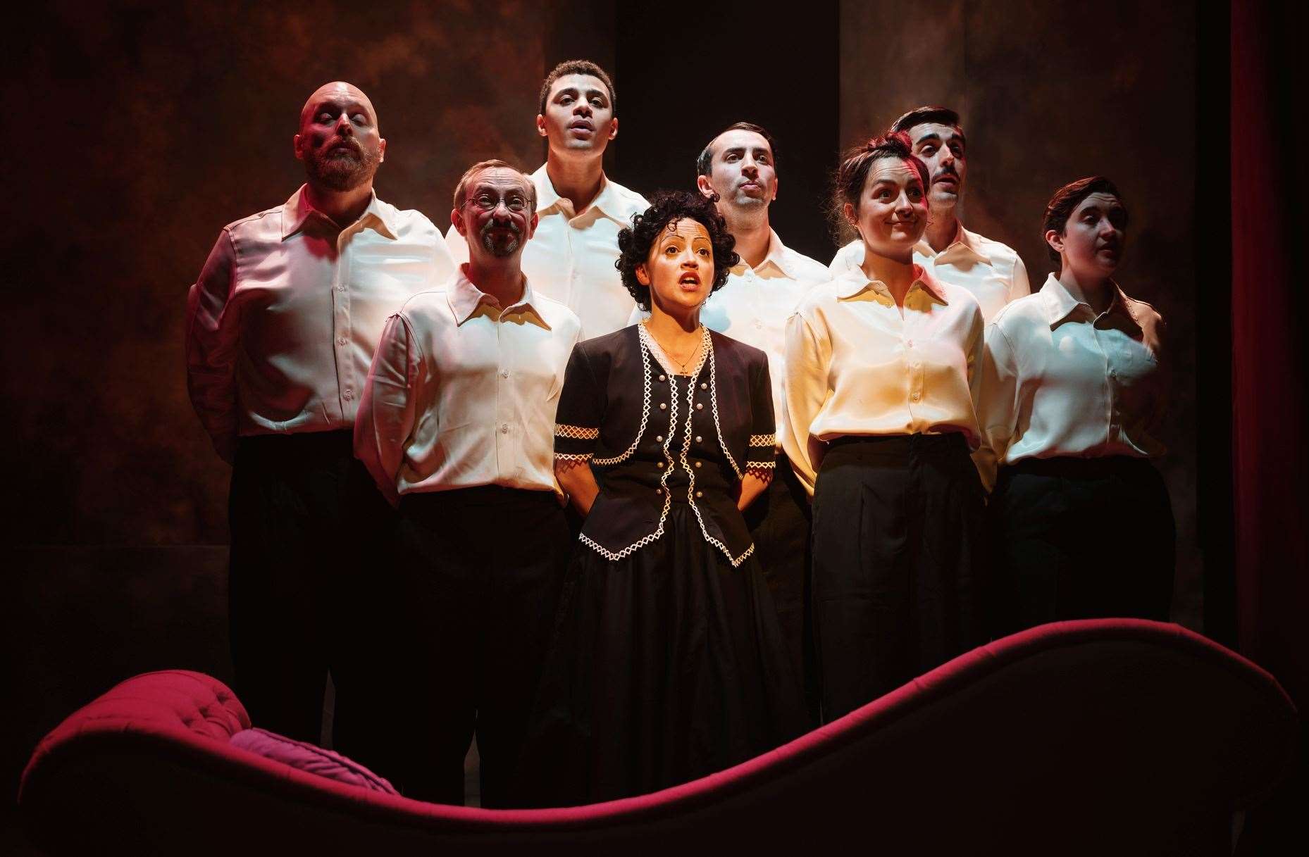 Piaf cast (c) Alex Brenner