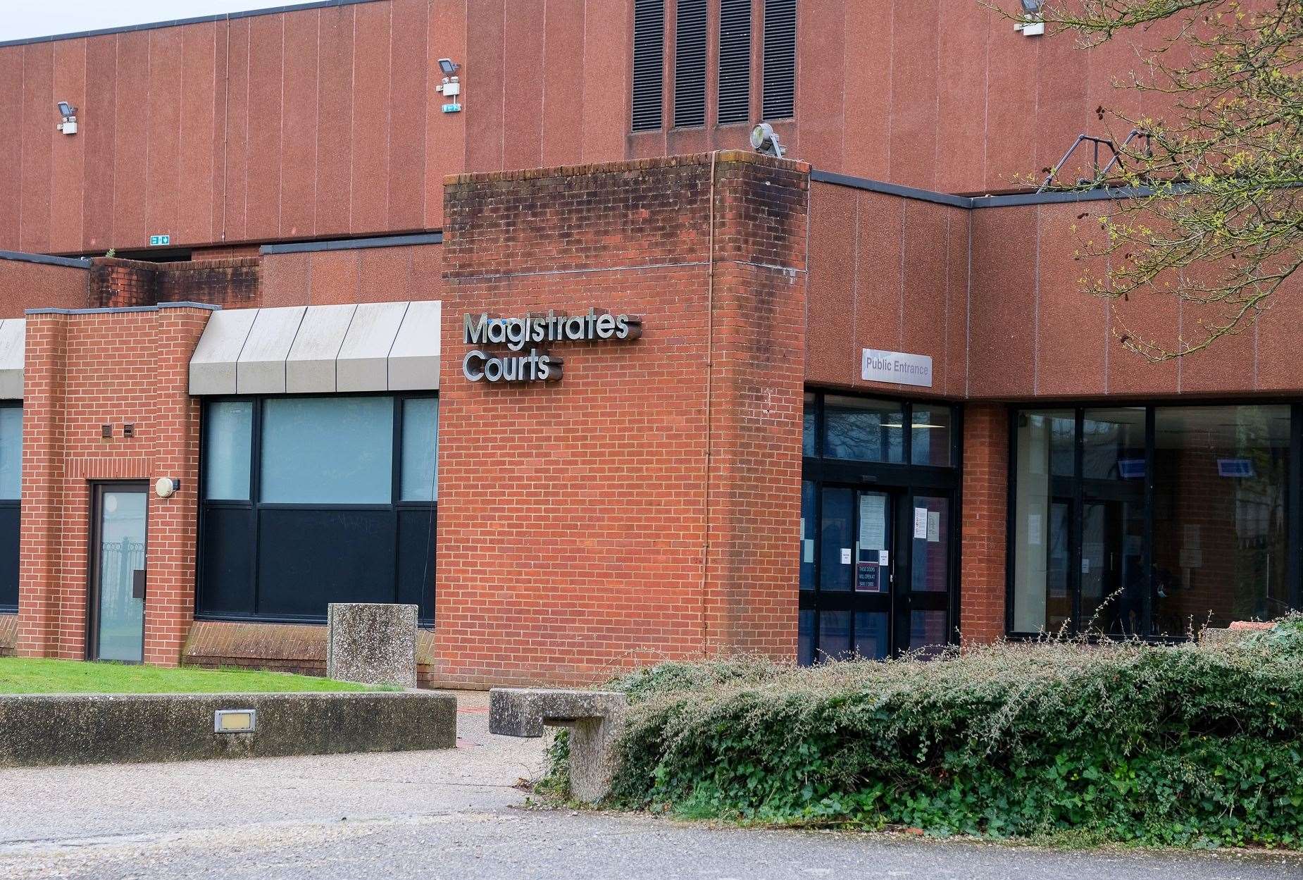 Reading Magistrates Courts