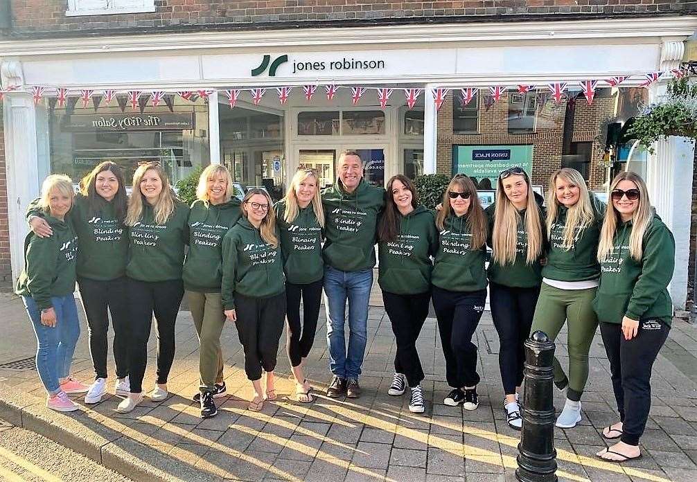 The Jones Robinson team setting off this morning