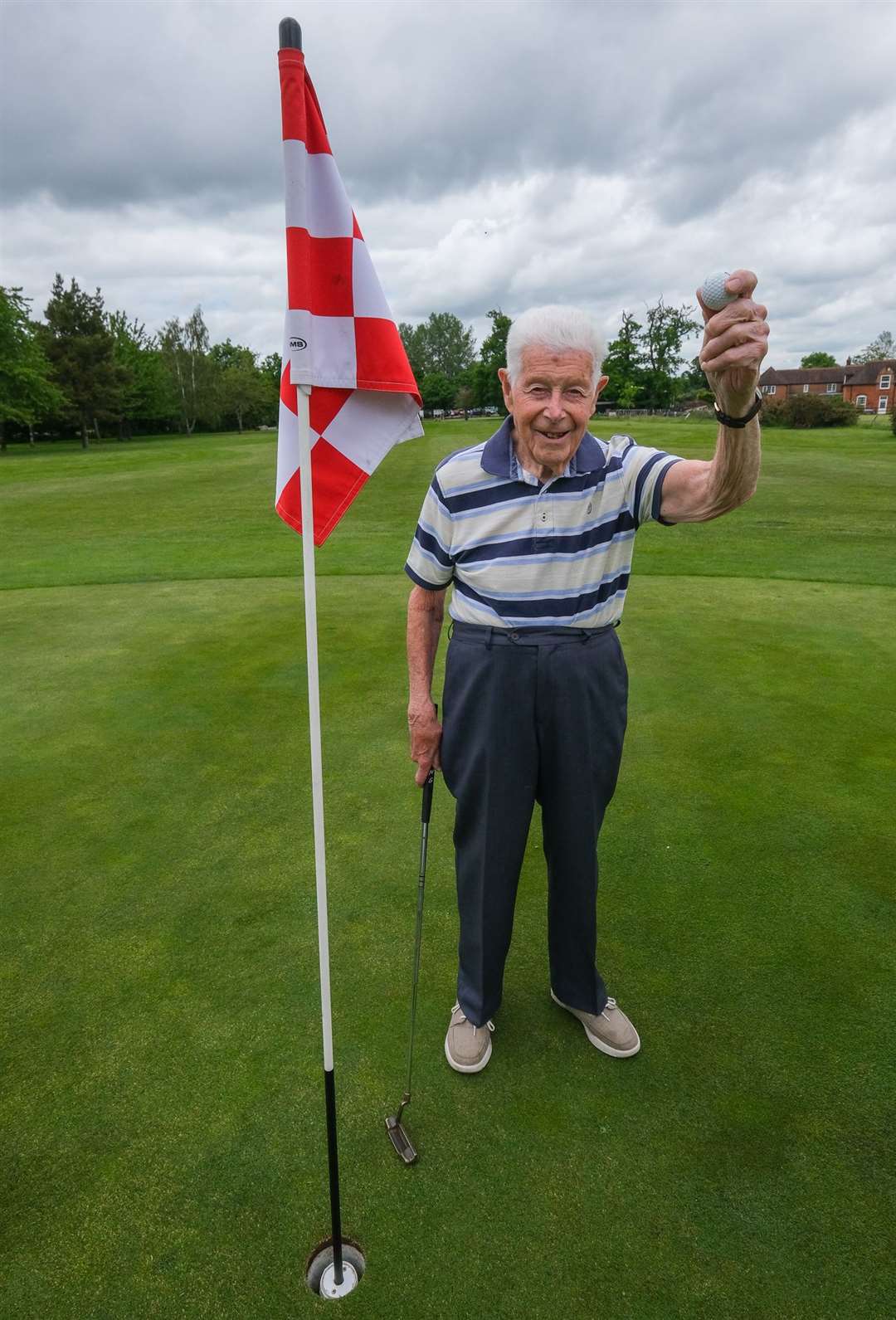 Jim Dearlove celebrates 100th Birthday with a game of golf ..Ref: 24-0221... (48094217)