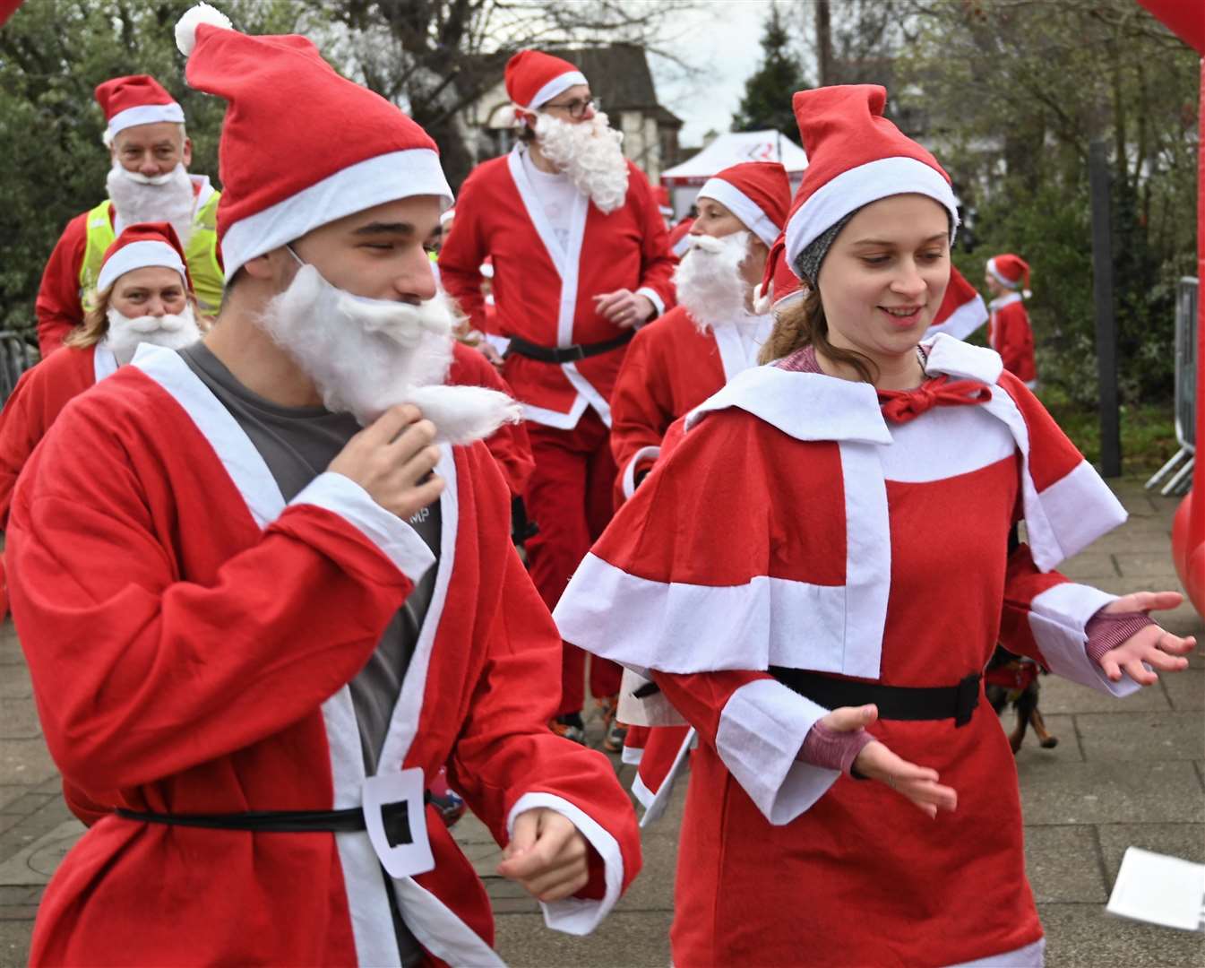 Santa's enjoying their fun run.