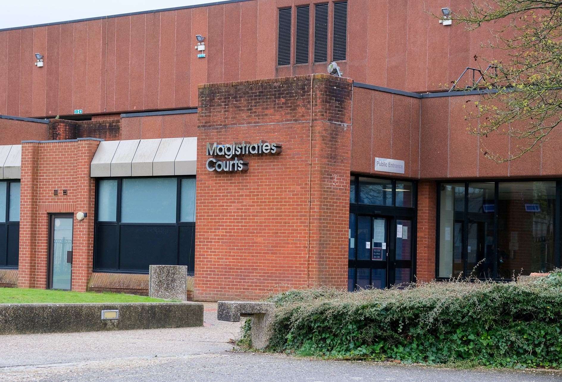Reading Magistrates Courts