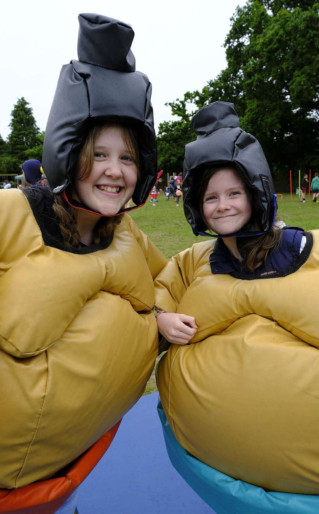 Sumo Sisters - Tabitha, 13 and Polly Cook, 10