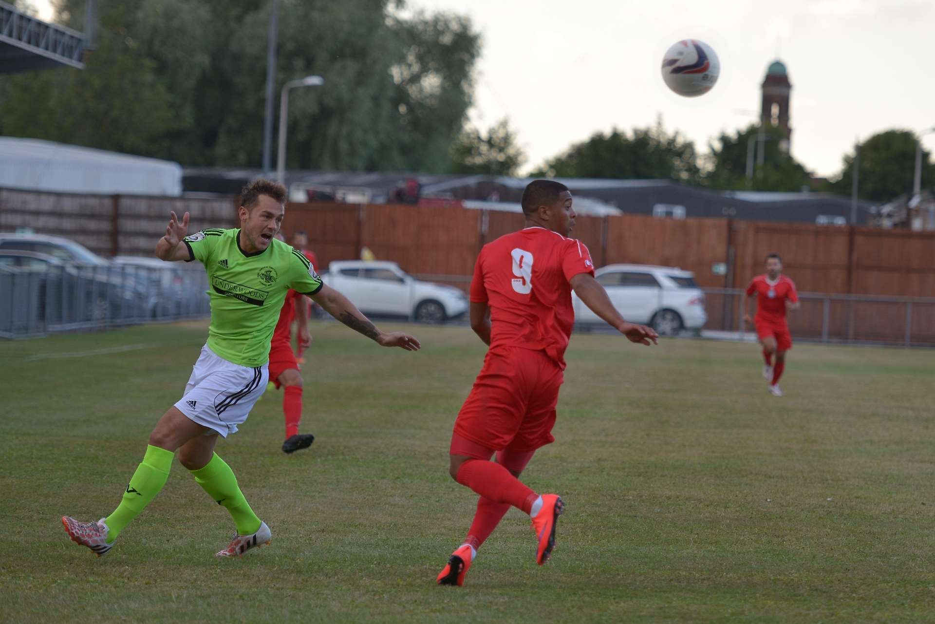 Nat Jarvis of Hungerford (9) in action against Hemel Hempstead at Newbury FC on Tuesday night