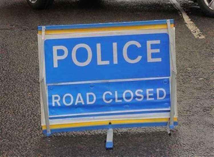 One lane shut on M4