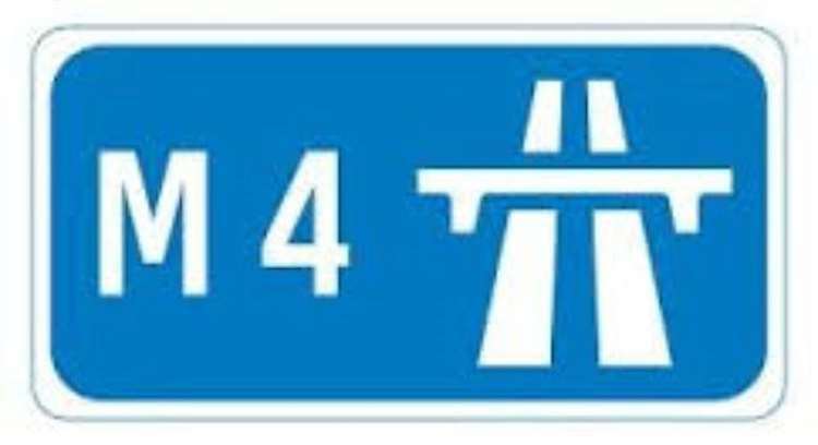 The right lane is closed while the works are carried out