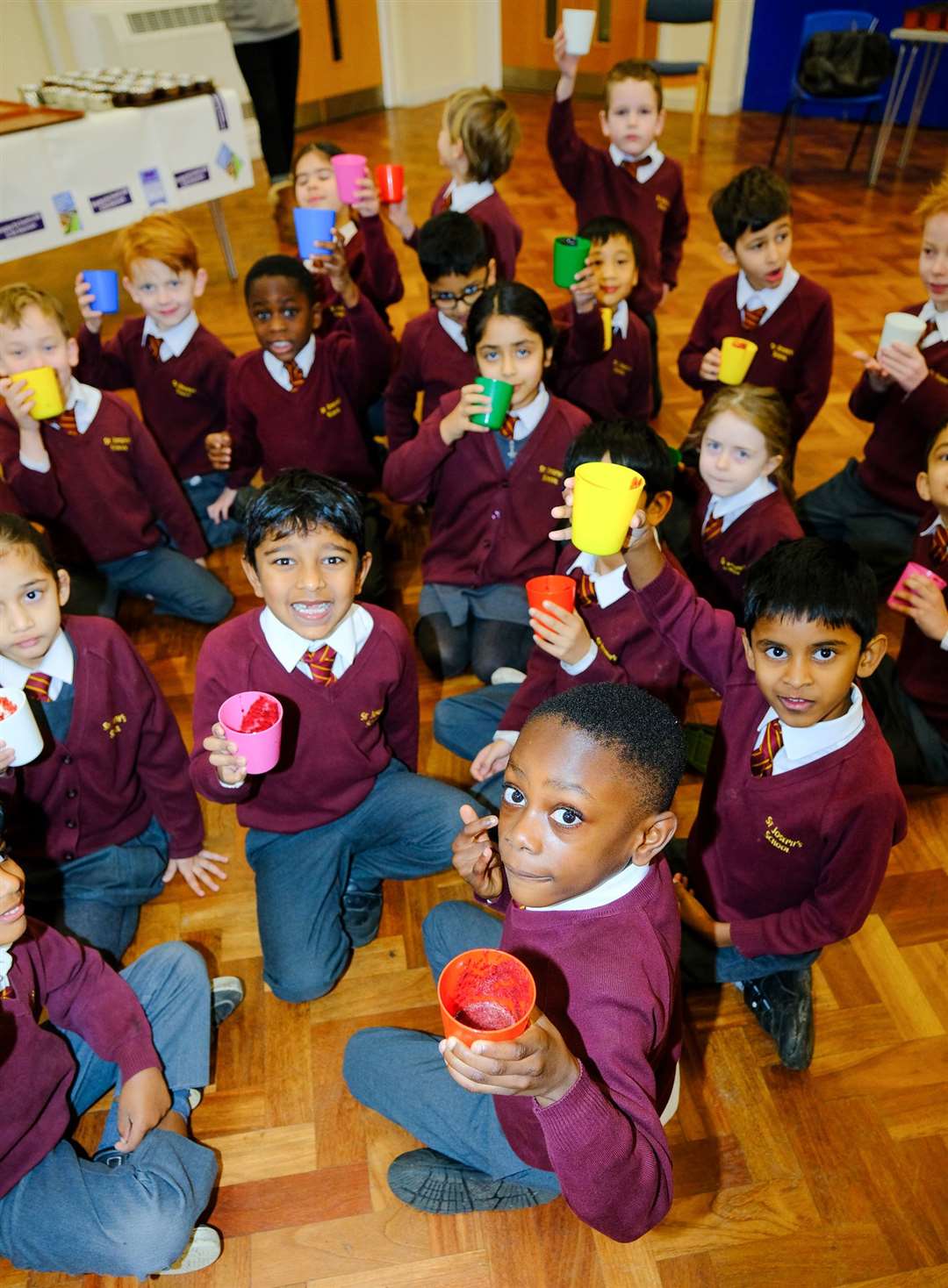 Year 2 St Jospeh School.Ref: 03-1322. (54449707)