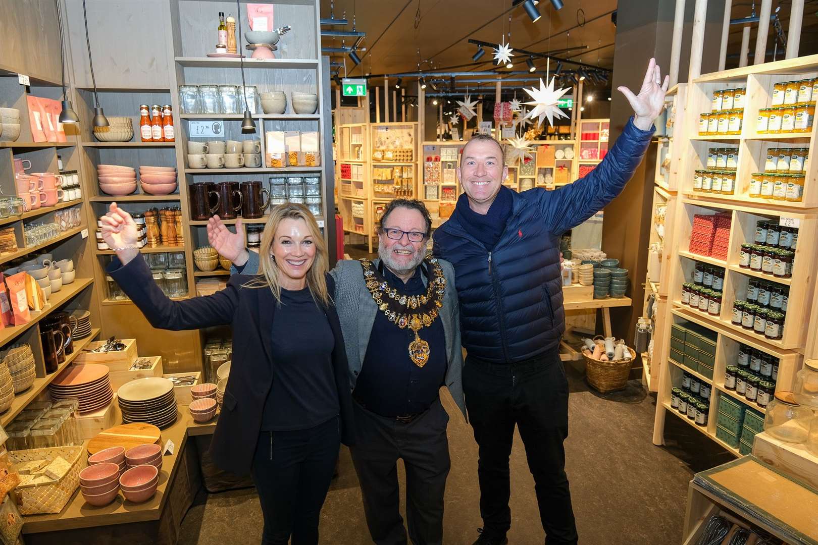 Mayor of Newbury Gary Norman opens the store.