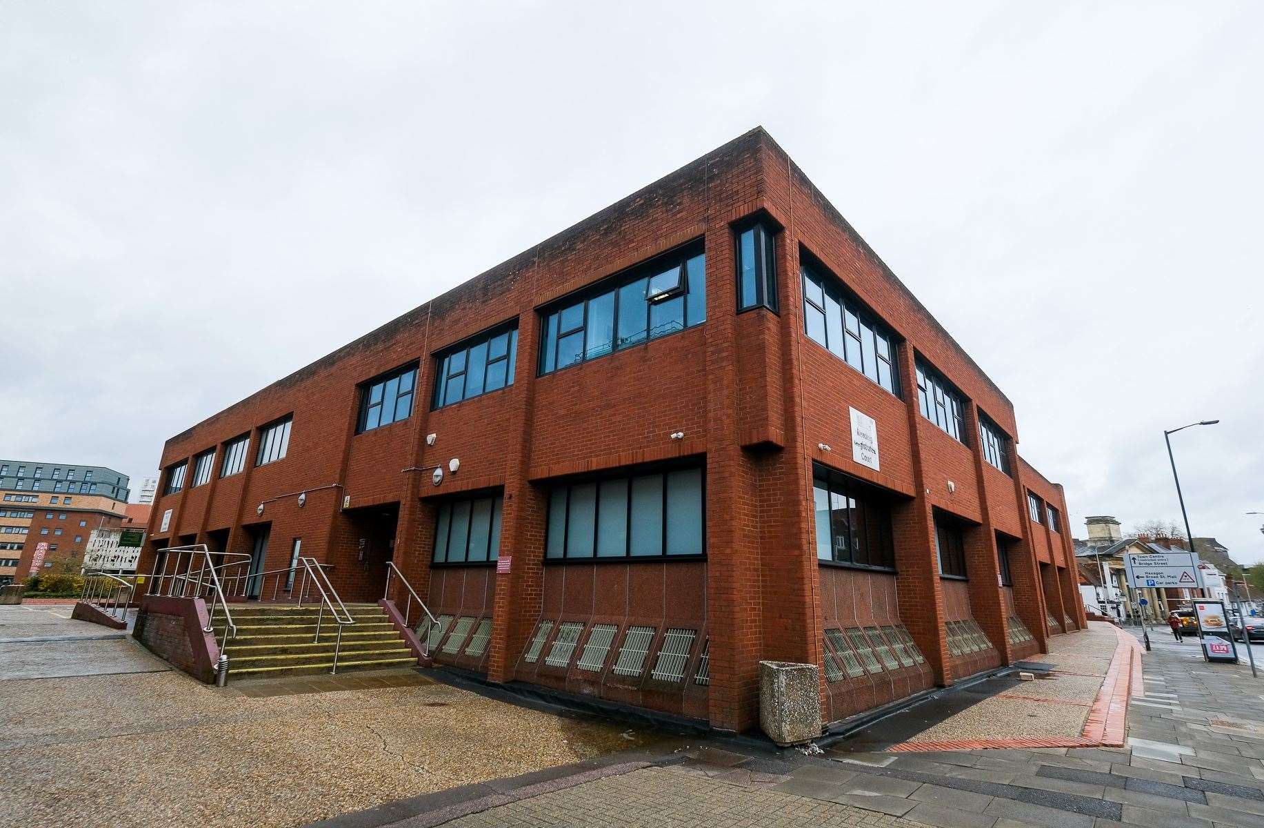Reading Magistrates Court