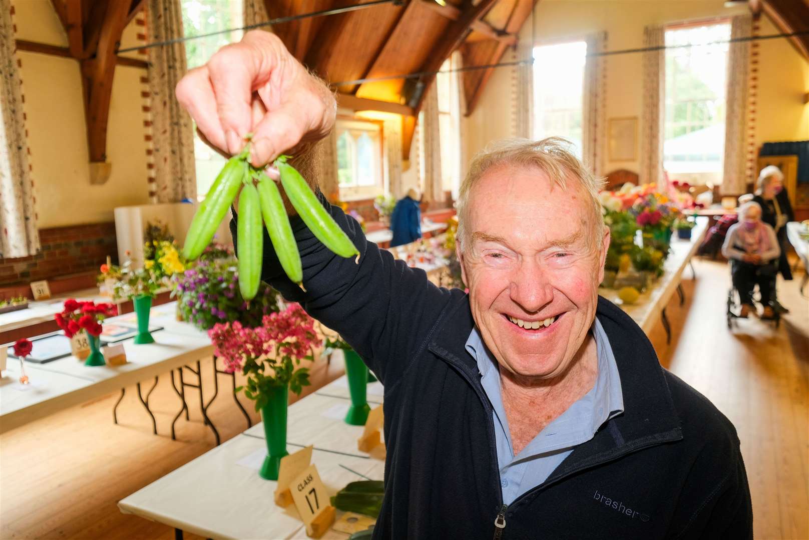 Serial winner Geoff Morton took the first prize in the six-pod pea competition