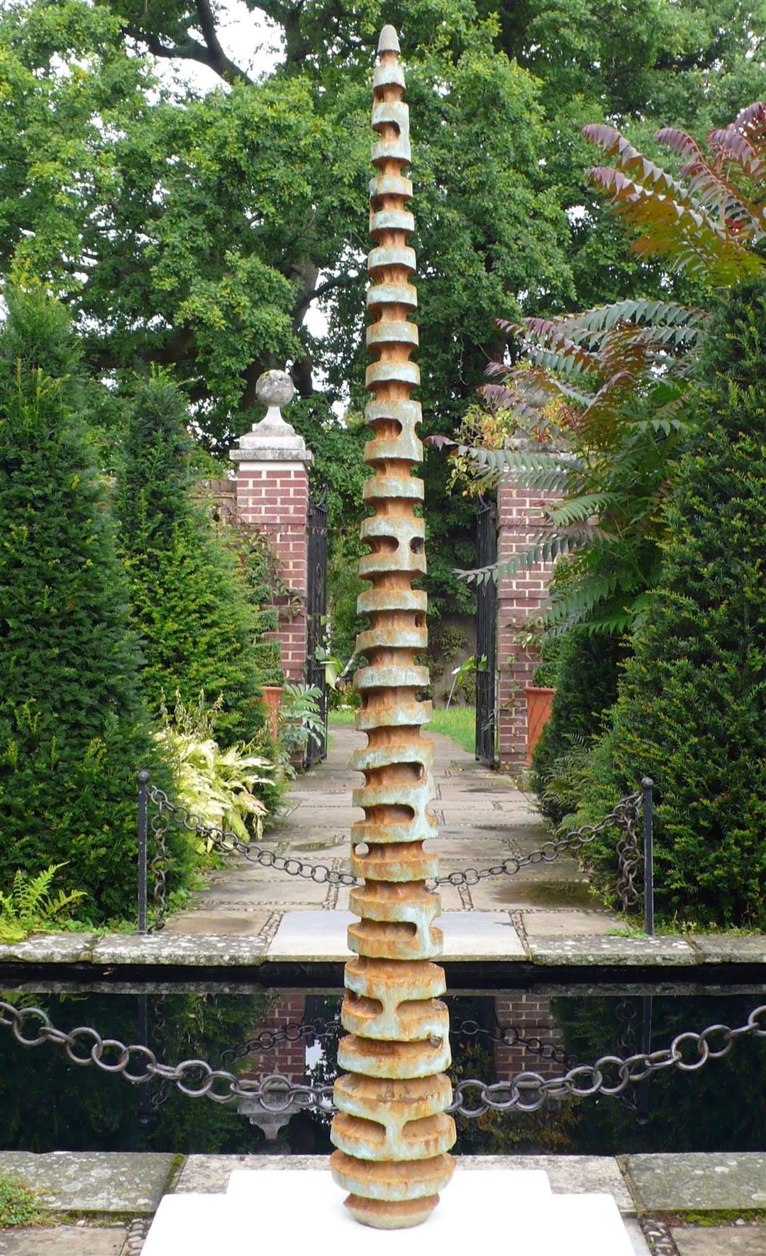 Marlinspike Monolith, Teresa Martin