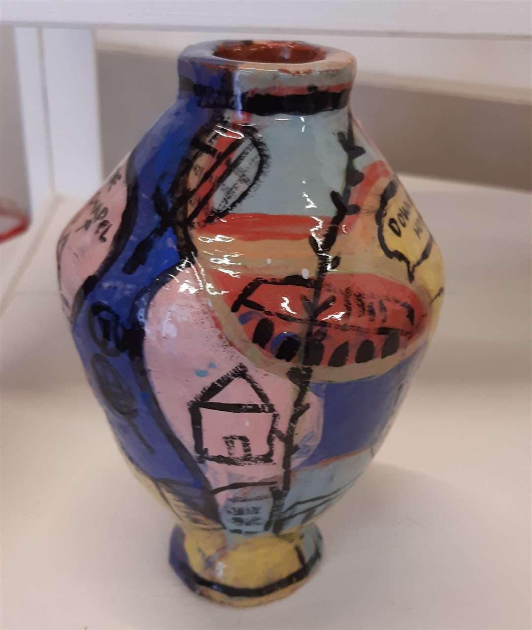 Chada Laohapongchana vase - 14-18 winner and Exhibitor's Favourite